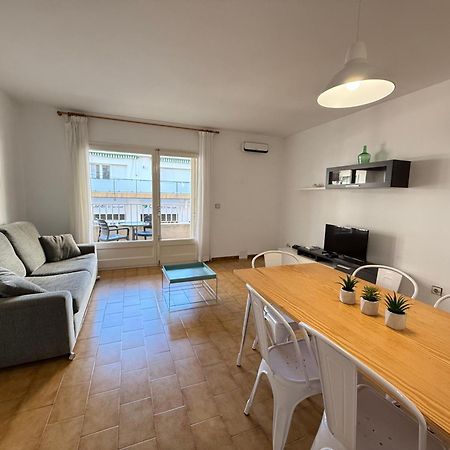 Agi Sant Jordi Apartment โรเซส ภายนอก รูปภาพ