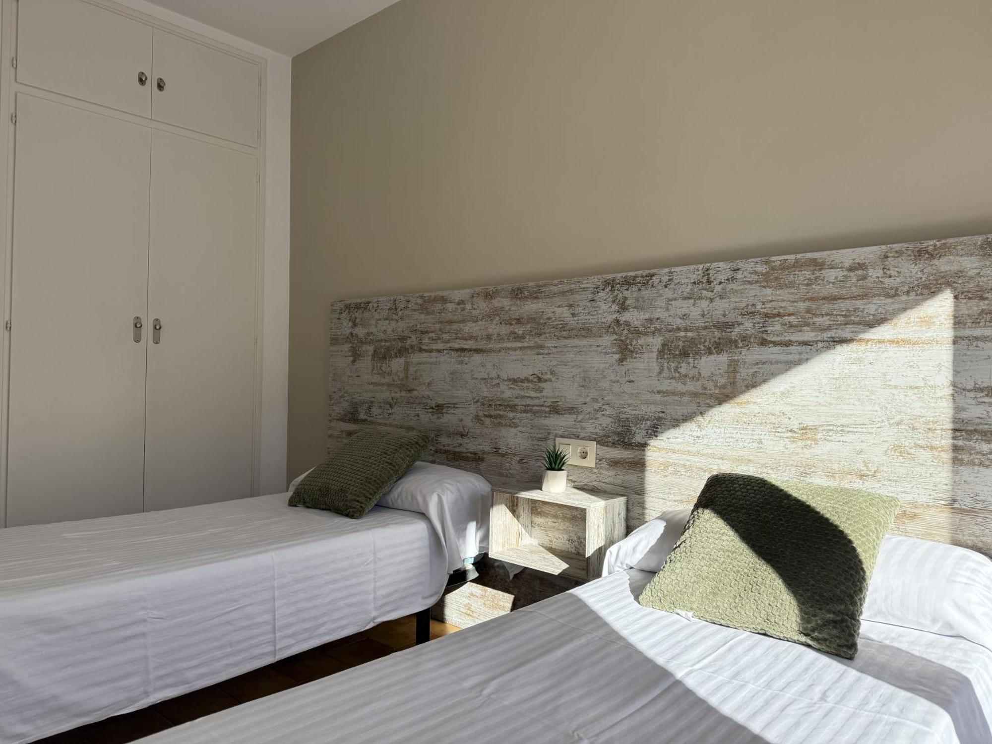 Agi Sant Jordi Apartment โรเซส ภายนอก รูปภาพ